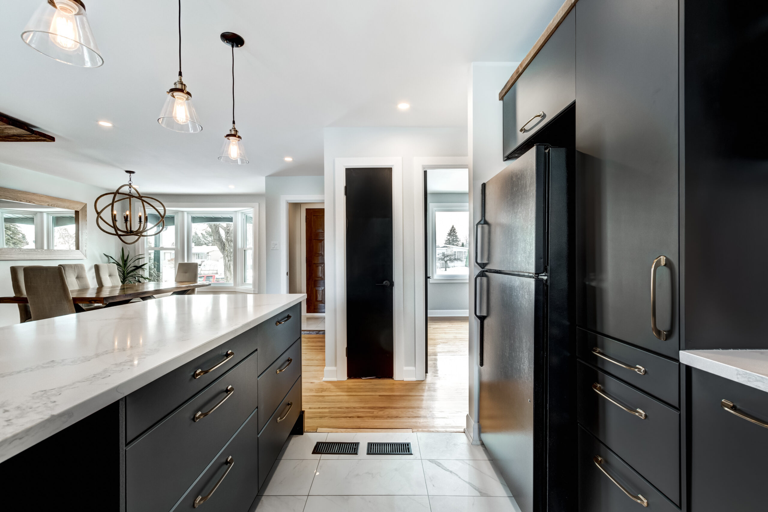 black and white kitchen upgrade
